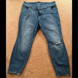 Old Navy Womens Rockstar Size 22